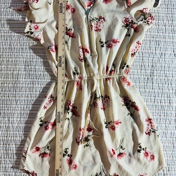Stella Tweed Sheer Ivory And Floral Dress/Top, Size S - Picture 4 of 10